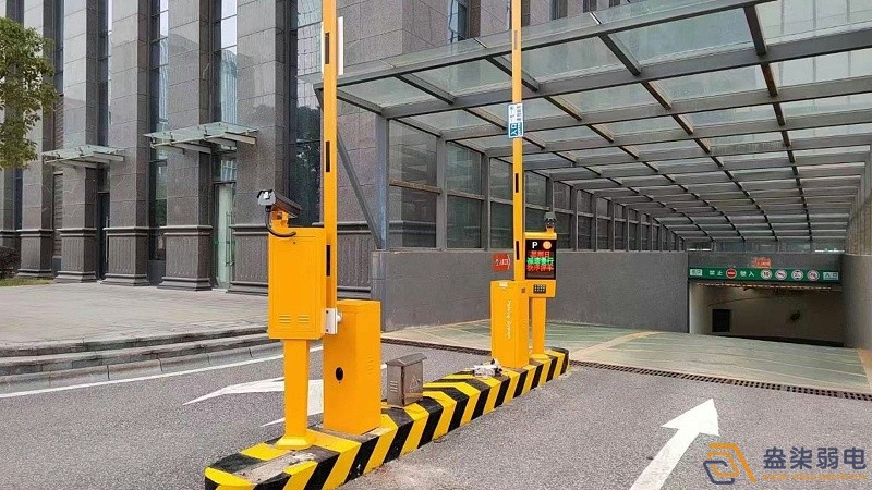 停車場地感線圈防砸系統(tǒng)多少錢一套？