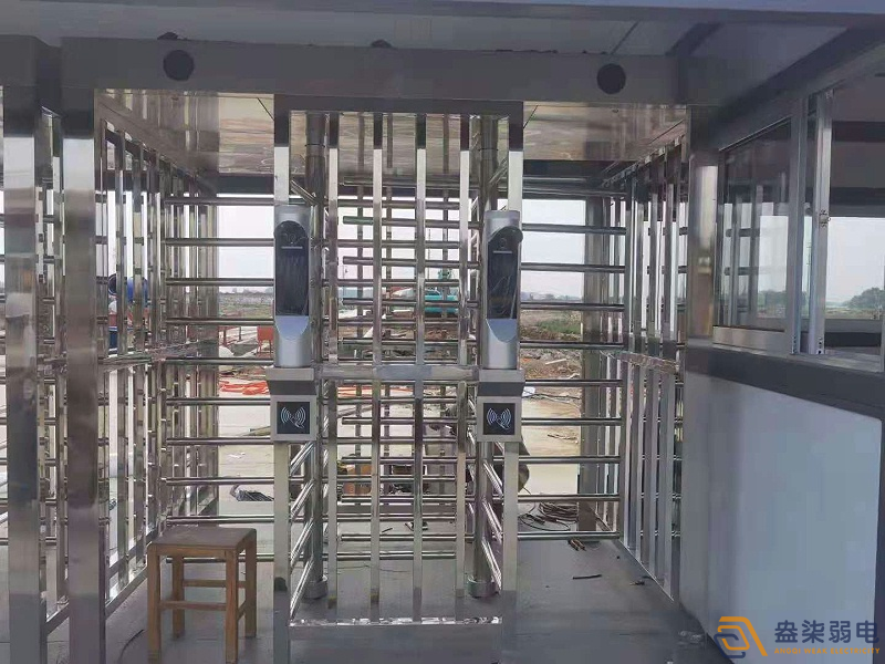 為什么工廠要裝全高轉閘？