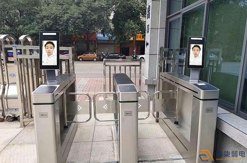 人臉識(shí)別門禁是怎么識(shí)別人臉圖像的呢？