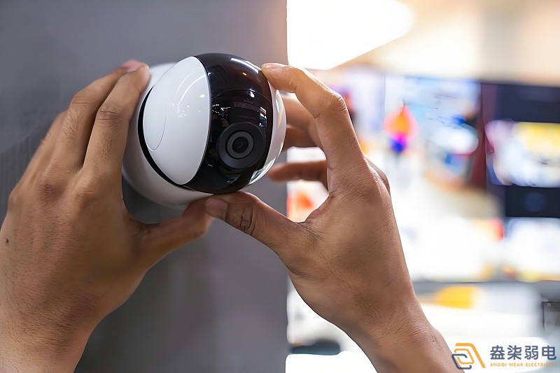 智能安防時(shí)代商鋪的監(jiān)控系統(tǒng)該如何升級(jí)？