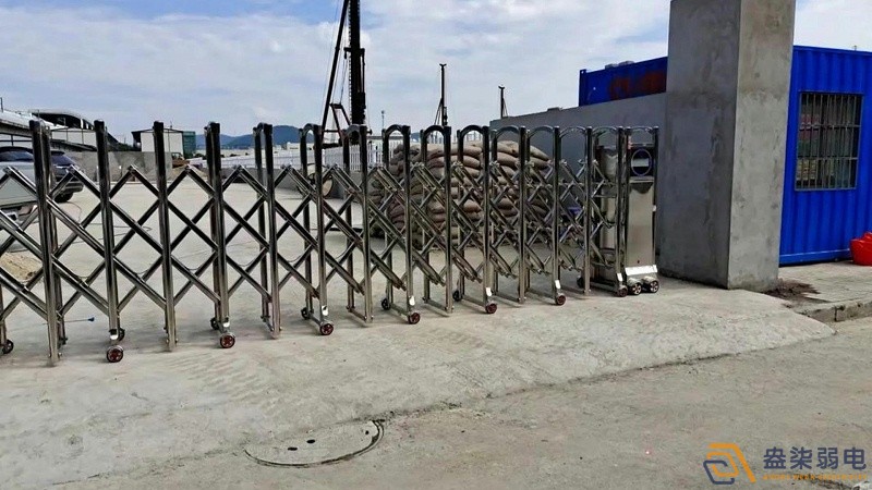 工廠伸縮門的自動化功能怎么實現(xiàn)？